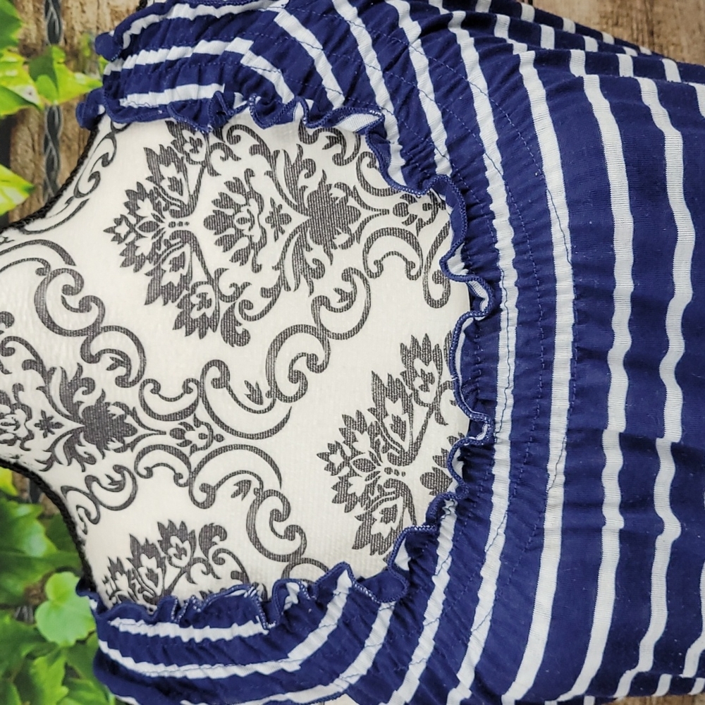Striped Ruffle Top - Picture 2 of 4